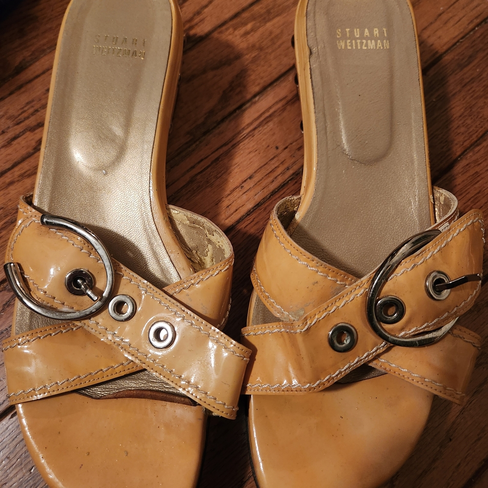 Stuart Weitzman Tan Women's Sandals